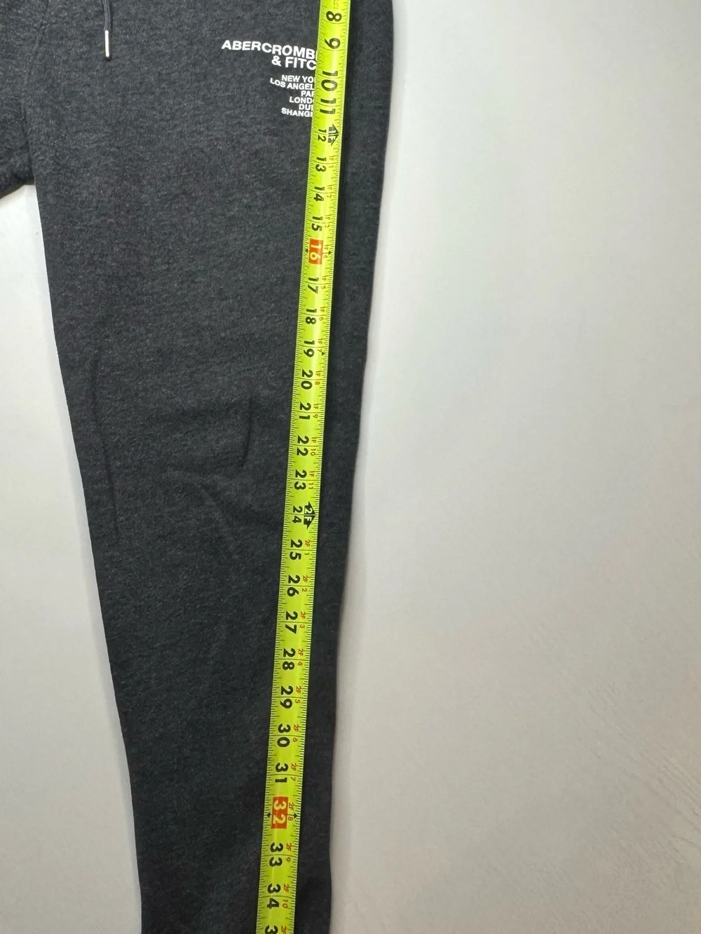 Abercrombie & Fitch Men's Dark Charcoal Gray Jogger Sweatpants
